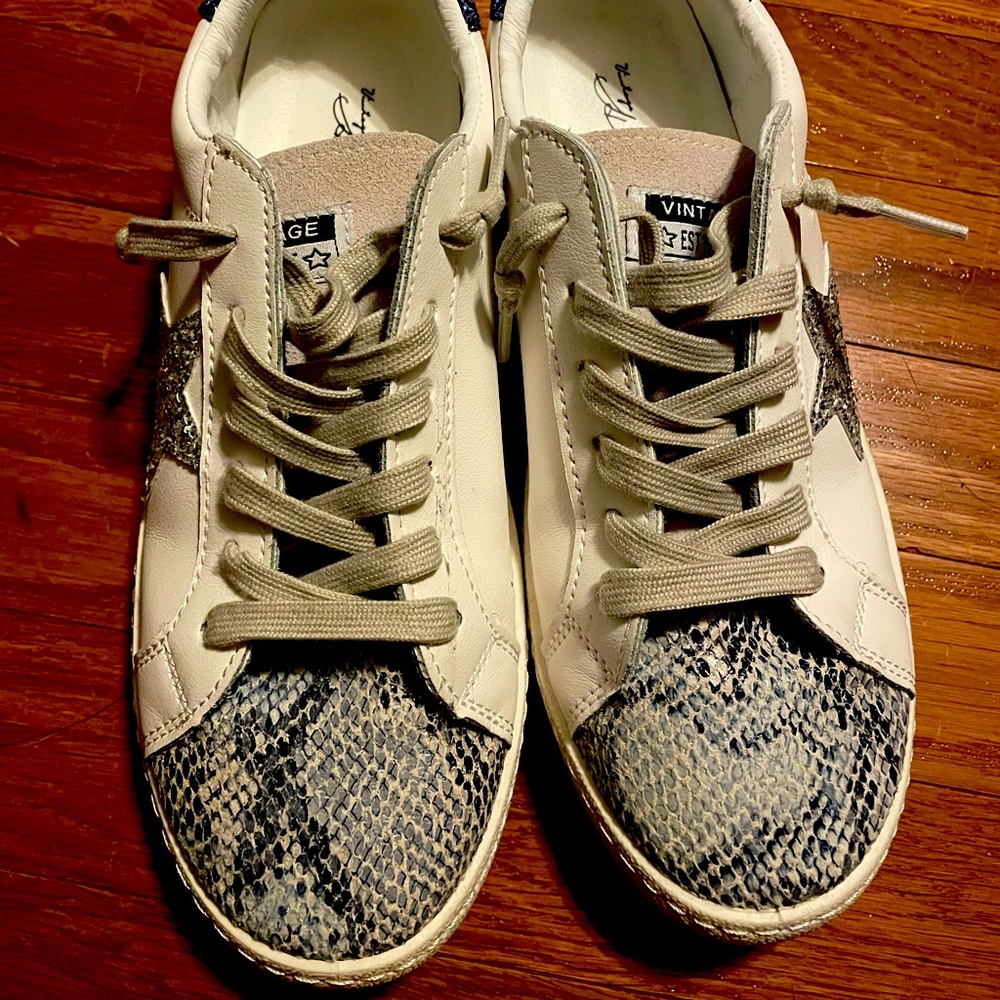 Vintage Havana’s like new